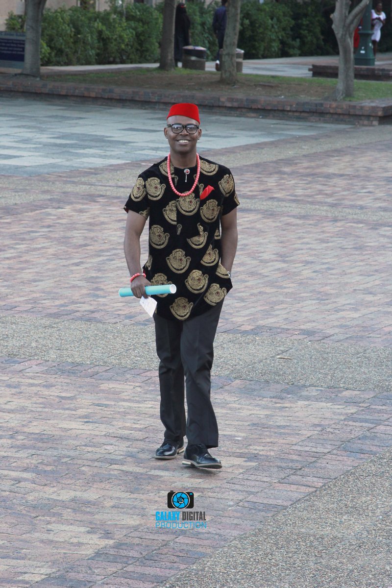 gonwudiwe's tweet photo. Throwback to the graduation with my third degree in Education in December 2018 at the University of Cape Town, South Africa. Many thanks to God 4 the successful completion of my studies. #UCTGrad2018 #UCTGrad2019 #Naija #Nigeria #UCT #Igbo
#ItsAllAboutGRACE https://t.co/CeuqQceyL3