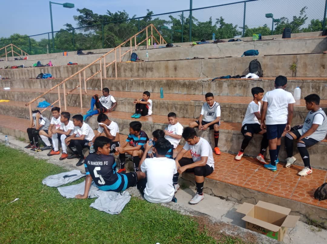 PJRangers's tweet photo. PJR Juniors U14 and U16 #PJRJuniors https://t.co/BrpQtwkagE