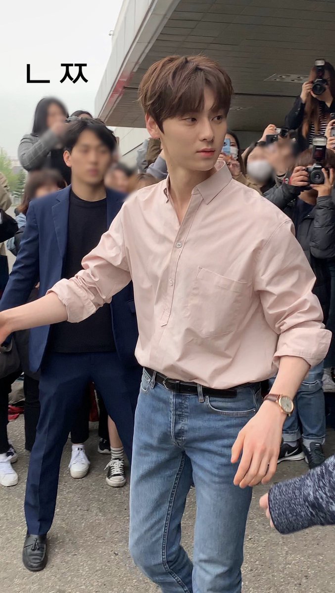 hmhiscat's tweet photo. 올릴까 말까 하다가.. 예뻐가지고.. 올려 보네요... https://t.co/XAzg7tpStP
