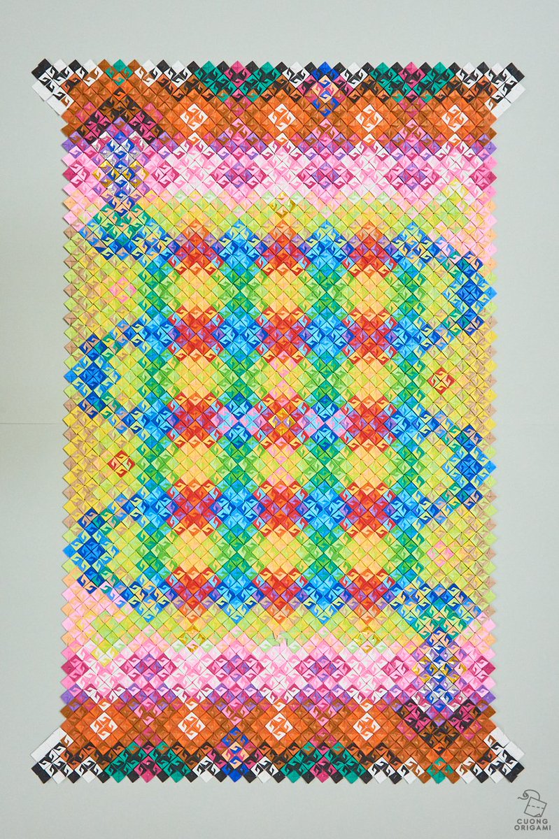 Artwork: Connection
Creator: Nguyễn Hùng Cường <a href="/CuongOrigami/">Cuong NGUYEN</a>
From 1440 pieces of 7.5cm Kami paper, no glue