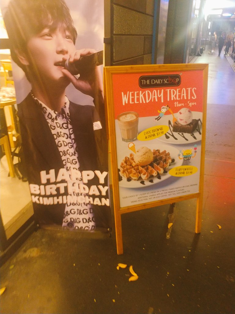 BapConfetti's tweet photo. Thank you #ForEverWithHimchan #StayStrongChan #Himchan30thBirthdayEvent #h https://t.co/zpicXCQEOX