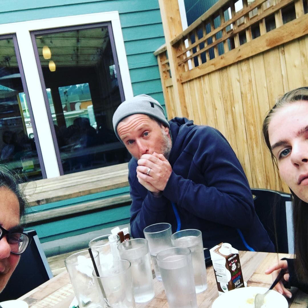 imjlow's tweet photo. You do what you gotta do when you need Thai food, half of Whitehorse is at Starfire in Skagway — and there are no tables left inside. You sit outside on the patio like a civilized person in 5C with ice cold drinks. #yukonproblems #easter https://t.co/2F3DGZXyfo