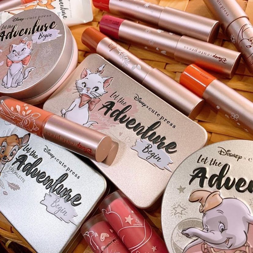 Cutepress Japan Pa Twitter ディズニー の可愛い仲間たちのコスメが 新発売 持っているだけで気分が上げる可愛すぎるアイテムがいっぱい T Co Z42j4mdsyl コラボコスメ ディズニーコラボ ダンボ バンビ 101匹わんちゃん おしゃれキャット マリー