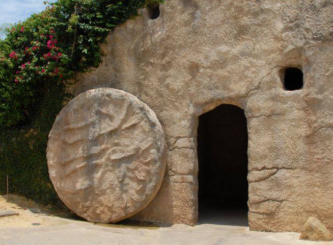 закрытая гробница иисуса христа. пещера воскресения иисуса христа. гробница сенусерта 3. гробница христа. гробница иисуса христа в иерусалиме.