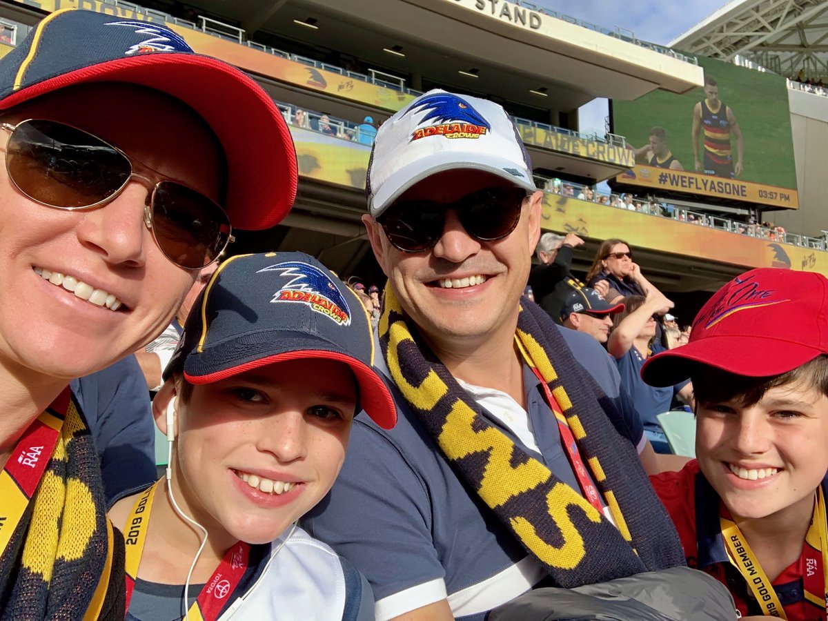 GaskCheree's tweet photo. Let’s do it for Eddie’s 300 #weflyasone #gocrows #happyEaster2019 https://t.co/rU6a78GIKP