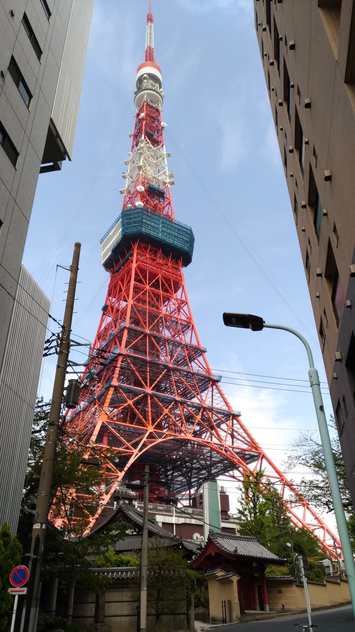 原恵一監督を応援するブログ Savethecinema Auf Twitter 今日は東京タワーに行ってきました ご存知 オトナ帝国 の 20世紀博のタワーのモデルであり 河童のクゥと夏休み の舞台になった場所です クゥとオッサンが辿ったルートでやってきました 河童のクゥと