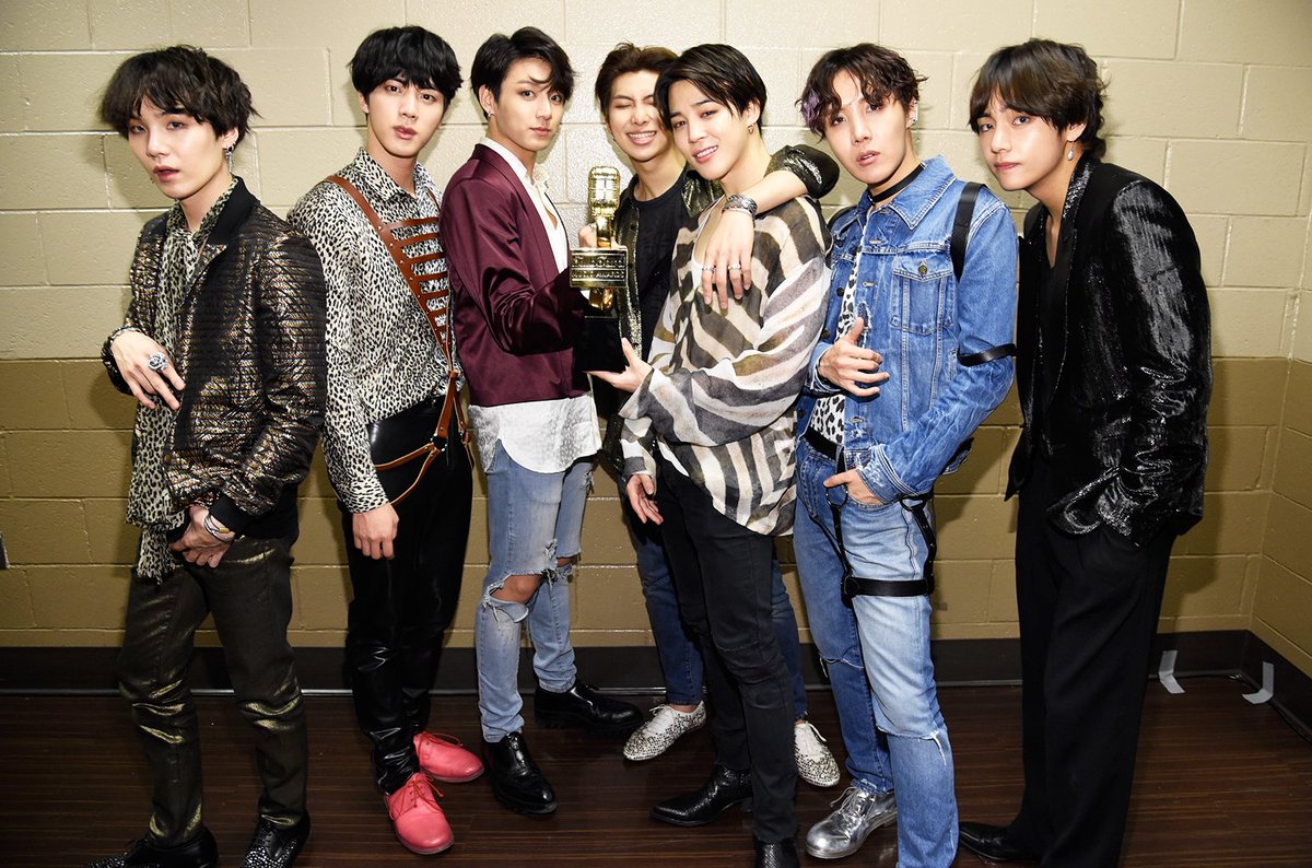 billboard's tweet photo. The 2019 #Time100 list honors #BTS, #ArianaGrande, Taylor Swift, &amp; more.

Check out the full list here: https://t.co/qzPUCB2edp https://t.co/Lejhmopjgq