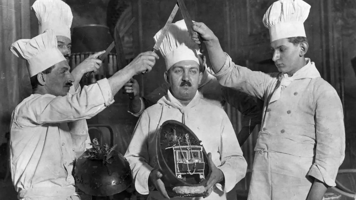 древний повар. старейшая повариха. кулинарные иллюстрации. итальянский повар. старейшая повариха.