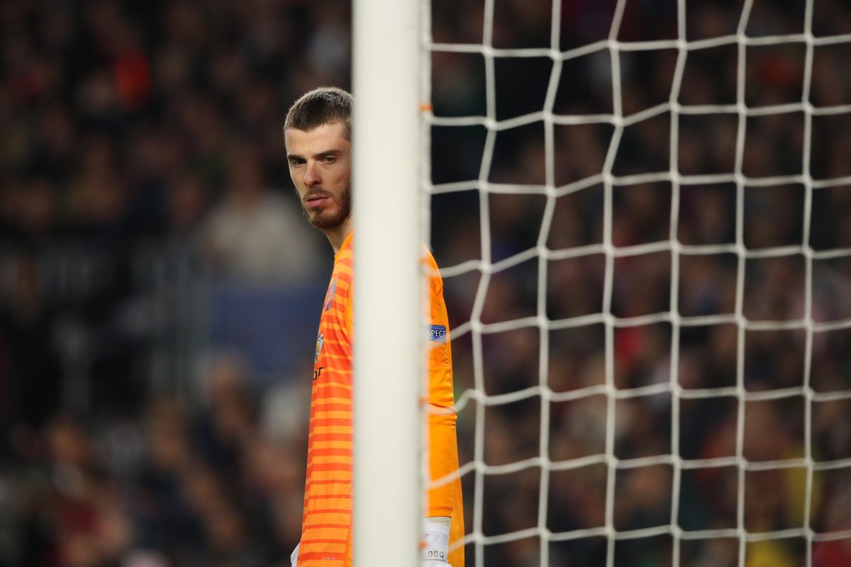 BBCSport's tweet photo. Manchester United's David de Gea is reportedly frustrated with the club's refusal to meet his long-standing request for a pay rise.

Gossip: https://t.co/igH8LRKJ3Y

#MUFC https://t.co/uAm0uPYCne