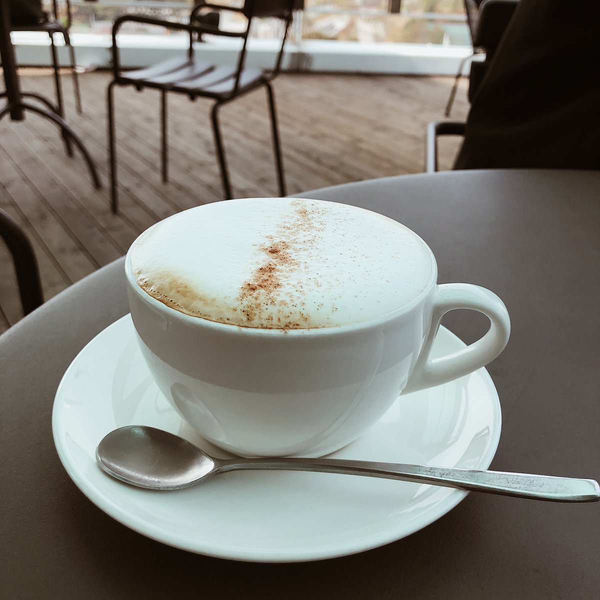 wiwiwpn's tweet photo. คาเฟ่ วิวสวยบรรยากาศดีแถวชินชน ข้างๆ มีวิวเป็นโบสถ์คริส  ถ่ายรูปสวย กาแฟราคาไม่แพง เอางานมาทำ เอาหนังสือมาอ่านนั่งนานๆ ได้เลย 

📍sinchon exit3 เดือนตรงมาเรื่อยๆ คาเฟ่อยู่ในตึกชั้น 8 พิมพ์ในแผนที่ Dok-dabang แล้วเดินตามแมพได้เลย

ตามรีวิวจากแท็กนี้มาเหมือนกัน #รีวิวเกาหลี https://t.co/IV7tIJ0H92