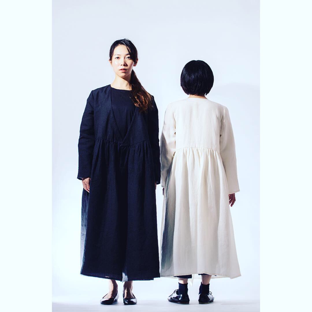 n_a_k_k_o_n's tweet photo. 黒がMサイズ
白がSサイズ

#カシュクールワンピース 
#cachecoeur
#onepiece
#ワンピース
#fashion
#ファッション
#linen #リネン #ナチュラル
#ナチュラルファッション
#自然
#手仕事
#ハンドメイド https://t.co/ii9VTrDbcL