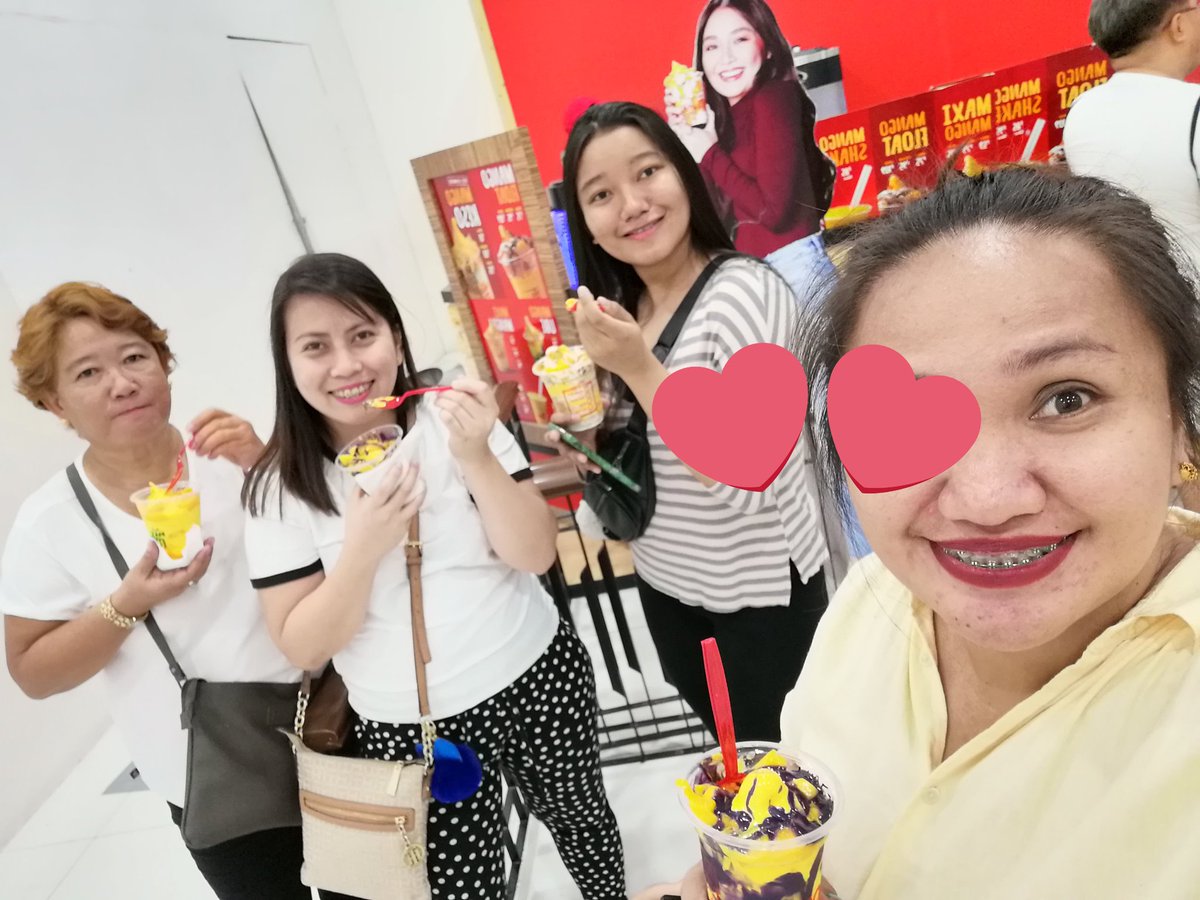 MelcheNi's tweet photo. TeAm #maximango @maximango_PH #KathNiel https://t.co/kVNio3H4Uu