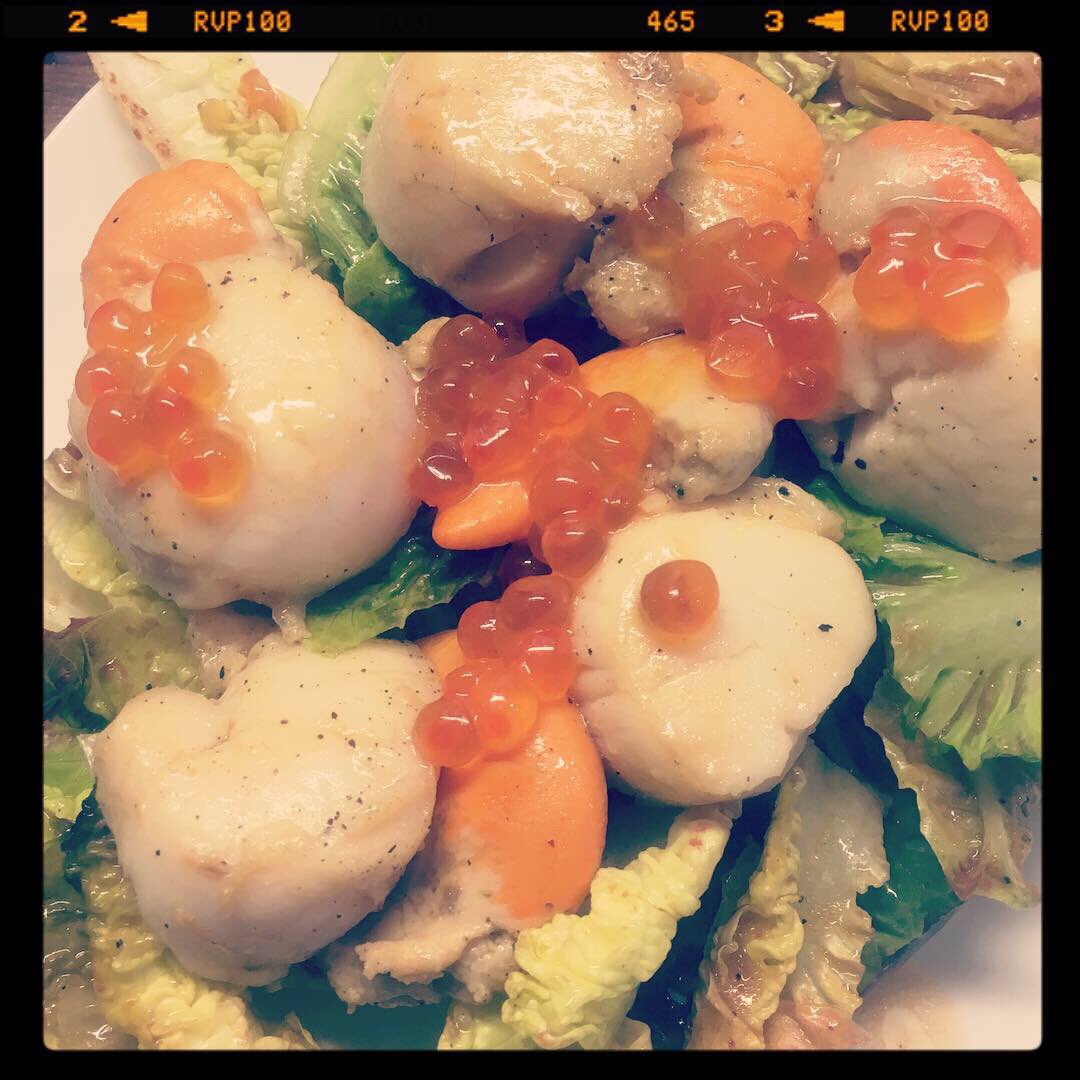 Lulutantan's tweet photo. Large juicy @waitrose scallops as a starter on #goodfriday for #fishfriday #deliciousfood #weekendchef #weekendcooking #delicious #relaxandcook #weekendfood #foodie #foodielife #livingthedream #lovingit #londonlife #londoncooking #cookinginlondon #livingmybestlife https://t.co/7uicy3qjUv