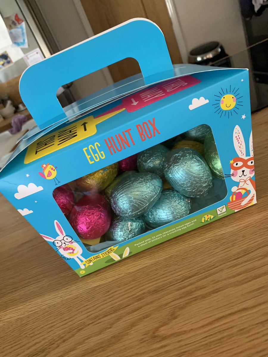 Happy Easter everyone .... enjoy the 🌞 finally), 🍫, 🍸 and much needed break 💃🏻while I do an Easter Egg hunt with my 15 and 13 year old #nevertooold