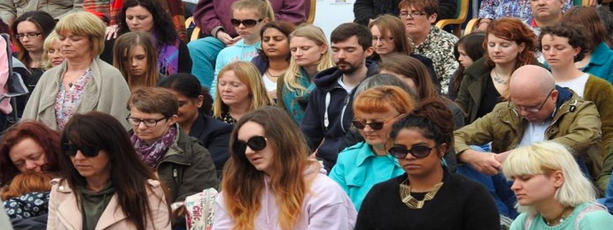 UnpluggedSpace's tweet photo. Unplugged Space are organising a guided #massmeditation from 5pm - 6pm on Sunday 12th May 2019 at the Unlimited Wellbeing Festival, Motorpoint Arena Nottingham. Buy tickets at https://t.co/CwjKXtHTEc #UWELL2019 https://t.co/nHSG2OQmdW