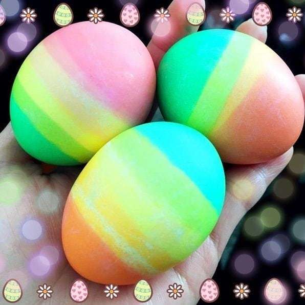 Vrolijk Pasen!
#regenboogeieren #creativepainting #eastereggs #happy #rainbow bit.ly/2ILUIWS