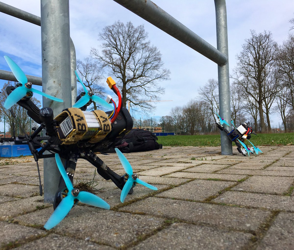 BlackFPV's tweet photo. Team flight ✌️😎
#drone #fpv #fpvquad #fpvdrone #fpvflying #fpvracing #fpvlife #fpvfreestyle #fpvaddiction #fpvpilot #fpvfun #fatshark #gopro #flysky #frysky #german #crew #fun #cool #sun #blue #spring #tree #park #iron #railing #sport #quadcopter #BecauseRaceCopter #BlackFPV https://t.co/Txm1N7RZRp