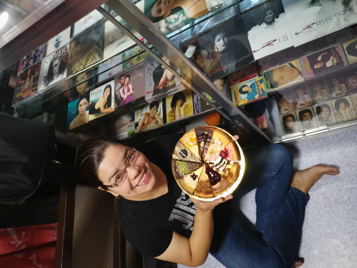 MenchieTeofisto's tweet photo. 1 day to go!!! Happy Happy Birthday my Queen @reginevalcasid ๐๐๐ Love you so much ate ๐ #atesadik #foreveradik #proudreginian
...
..
Queen Regine
#IdolPHRegineV https://t.co/KWOmKEISTi