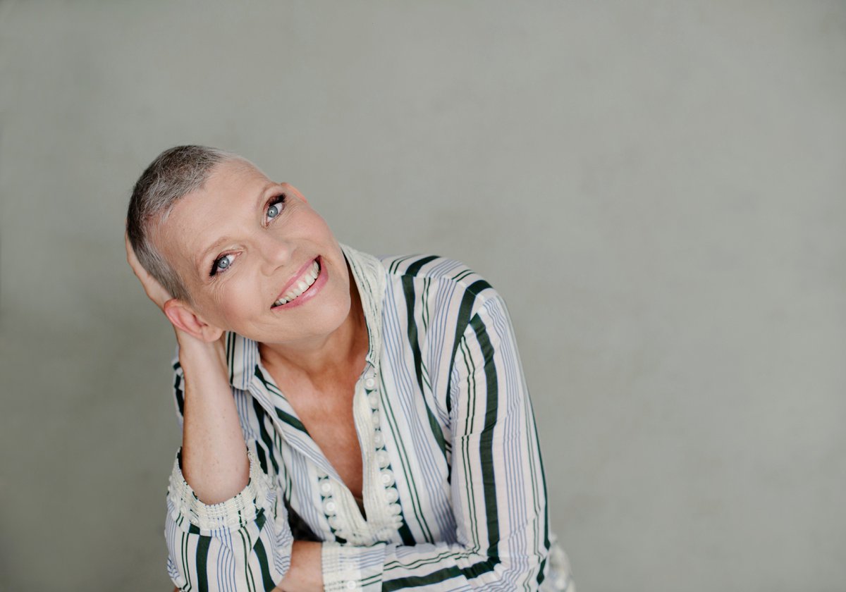 Sharing her journey of running a business whilst facing the challenges of cancer - our Founder &amp; Director's  <a href="/Christina_Holt/">Christina Holt</a>'s  personal insights, love for life and positivity! dwp-insider.com/an-inspiration…