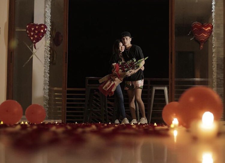 Mae17Hannah's tweet photo. Tong dalawang to! Bat ganiyan kayo? Hala sige. Ipagpatuloy nyo yan! Hahaha. Bigyan ng movie. Ay magkakamovie nga pala. Haha😘😍😉😇

#BenteNaSiLOISA 
@iamAndalioLoisa 
@iamr2alonte https://t.co/xPipChF6fu https://t.co/iaedFaIC7k