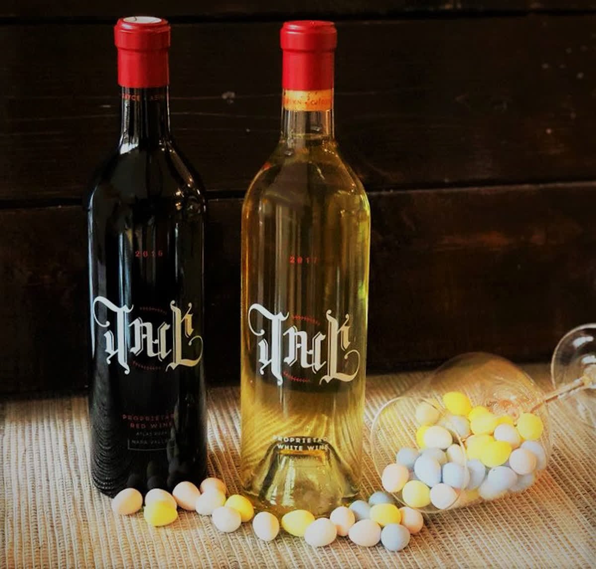 This time of year is about family and friends. Whether you celebrate Easter or Passover make sure JACK is on your table this weekend. 

#Easterwine #vino #Easter #passover #holidays #family #JACKwines #winelovers #winepairings