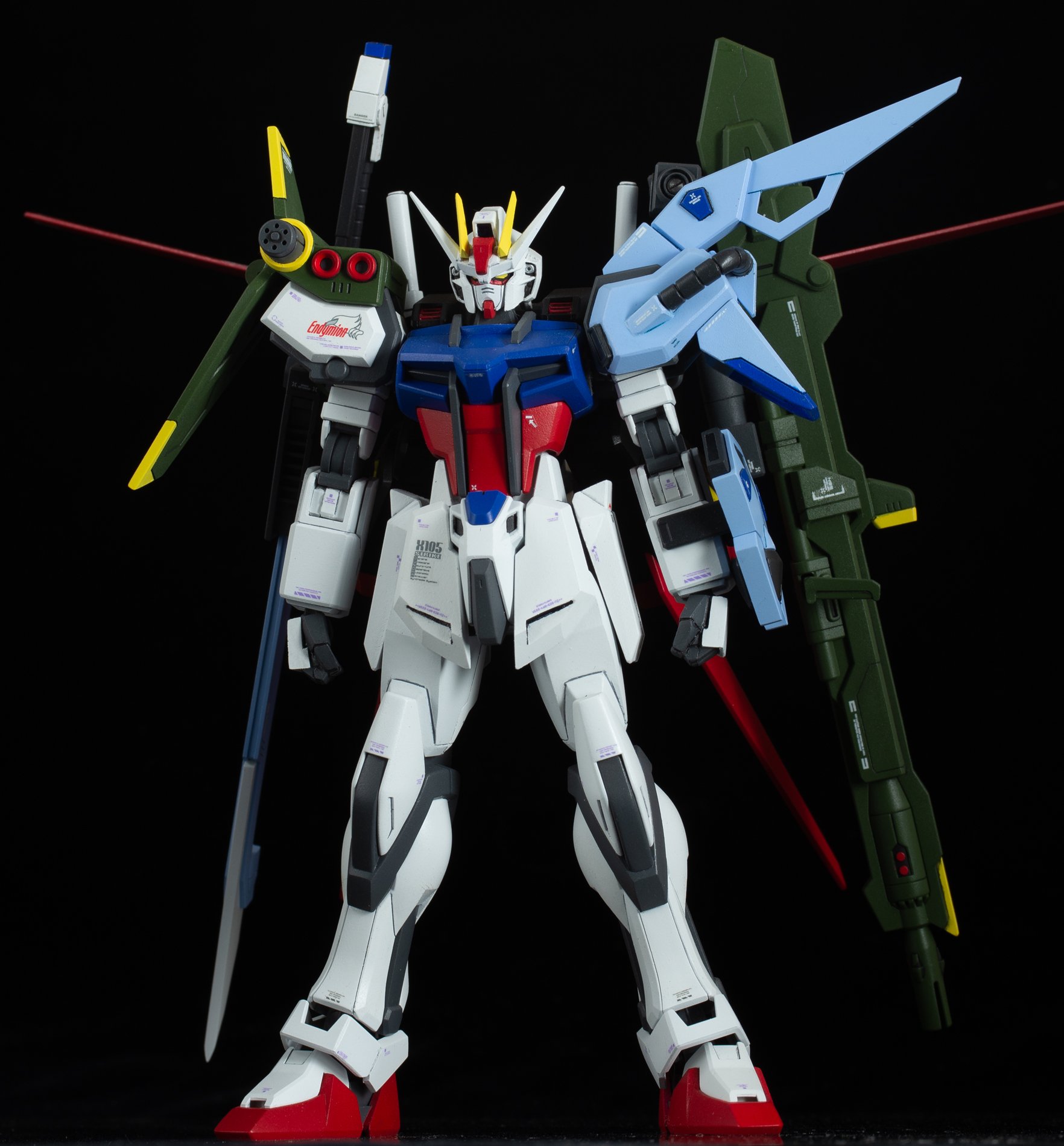 くも 1 144 パーフェクトストライクガンダム完成しました Hgceエールストライクにhgのマルチプルアサルトストライカーを組合わせて そなままでは窮屈に見えた各ストライカーパーツの形状や配置をより自然に見えるよう改修しました ガンプラ