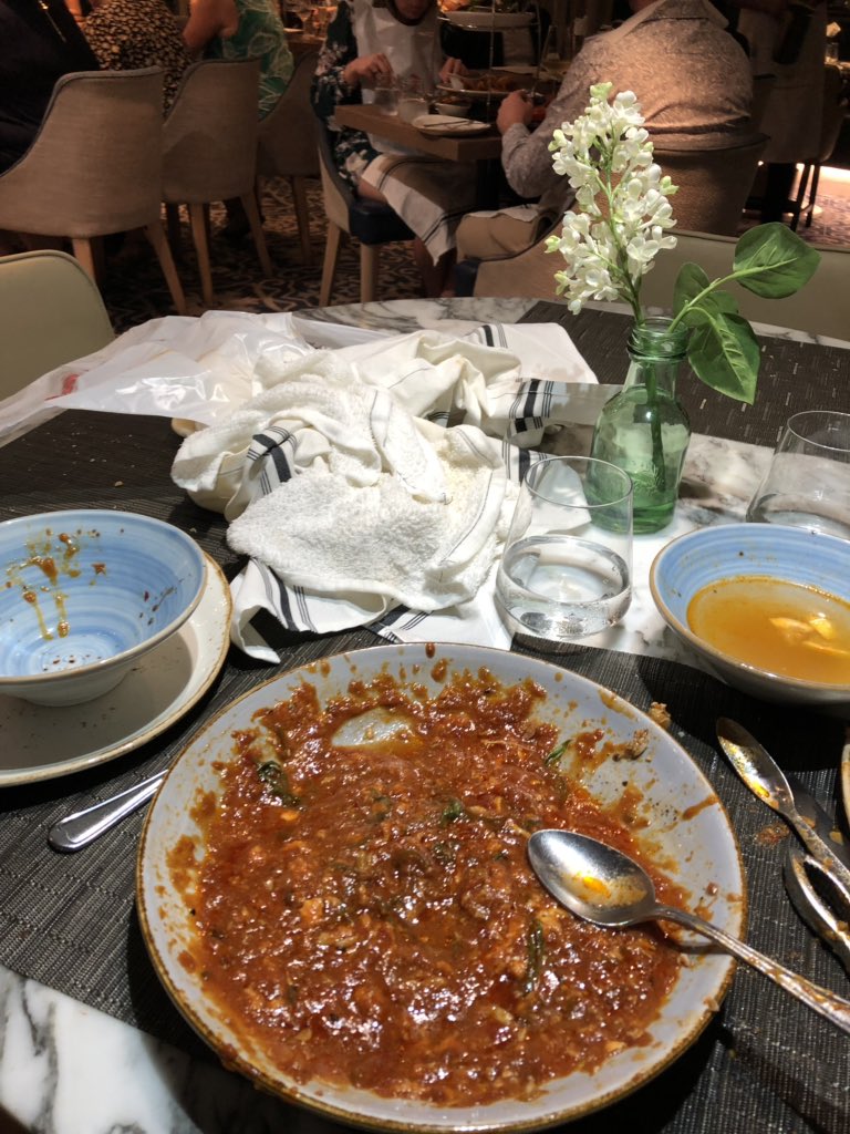 newietraveller's tweet image. Singapore Chilli Crab ( 2&amp;amp;1/2 full size muddies in that bowl) 😛😜😍😍plus lobster mornay Took me 2 hours to eat the Muddies 😛Got standing ovation from Restaurant #foodie #Mudcrabs #cruisinglife #EasterCruise2019 #DawnPrincess 
Ping @POCruises @KippersC @Marinermick @jclee19655
