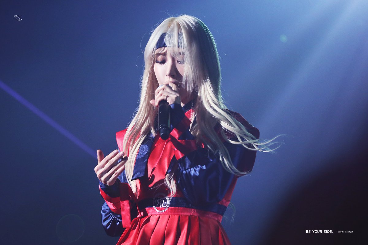 BE_YOUR_SIDE's tweet photo. 190420 4season f/w concert 문별 미리보기 (1) 2 pic

世相士覽 於序保拏 (세상사람 어서보라)
文星二家 皇帝理茶 (문별이가 황제이다)
㖙崛天下 平和分明 (갓굴천하 평화분명)

#문별 #마마무 https://t.co/8qU7VzVv0M
