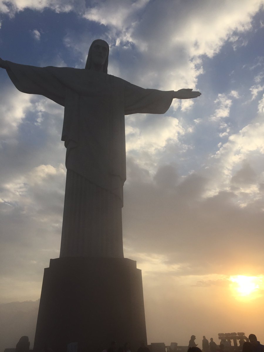 CoachBPThompson's tweet photo. Then came the morning! Praise the Lord, He is risen!

This picture was taken on our USA 🏀 trip to Brazil last summer when we got to visit “Cristo Redentor” - Christ The Redeemer. It was a scene and an experience that really touched my heart! #EasterMorning #ResurrectionSunday https://t.co/Sq1h4UdoKE