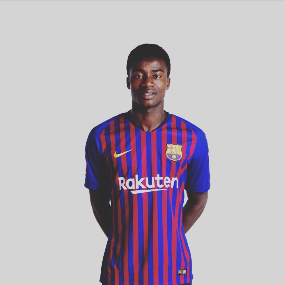 WaguePage's tweet photo. @fcbarcelona_fra 40 https://t.co/bnjgqs3WbN