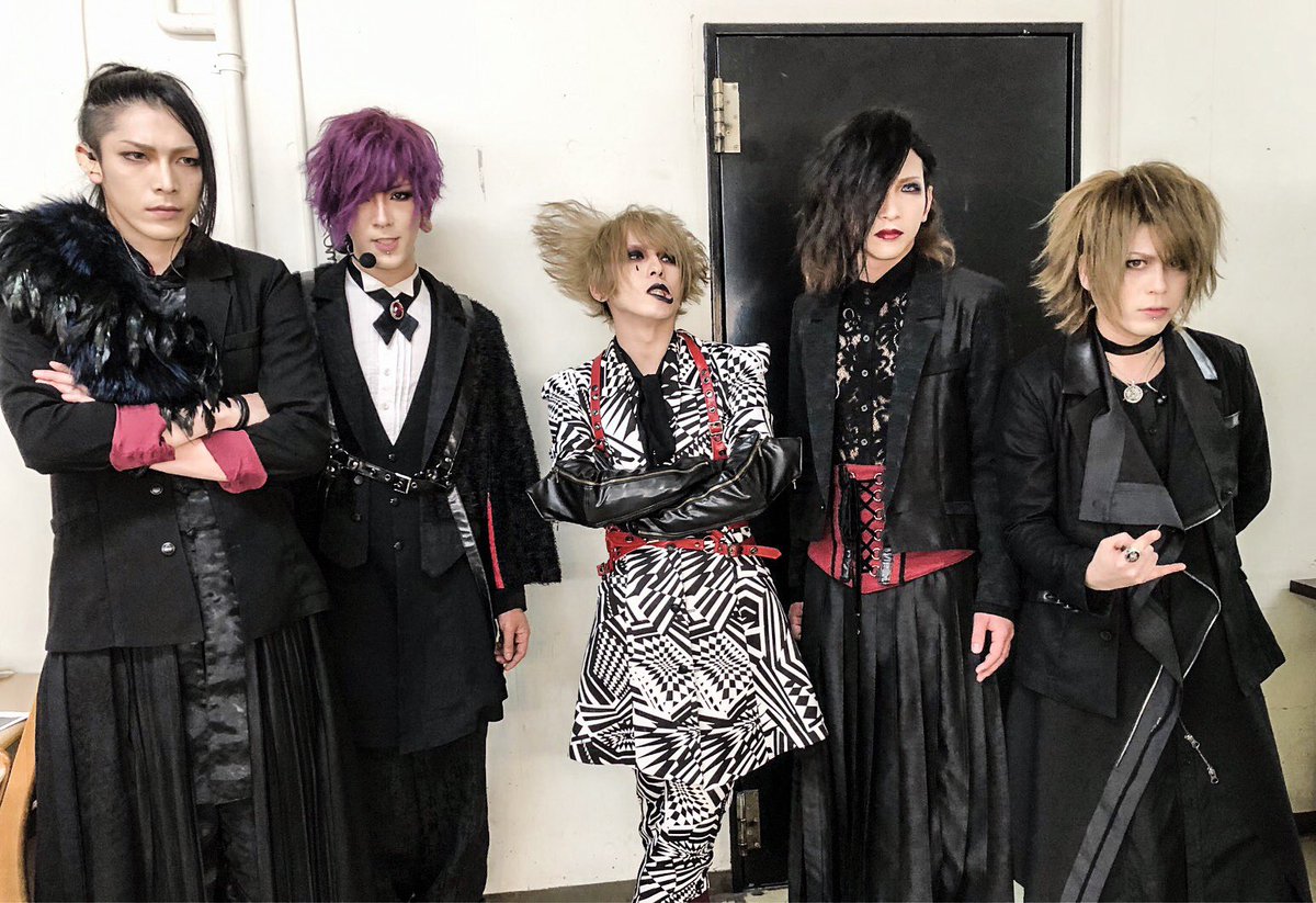 アルルカン Official アルルカン Oneman Tour 19 Razzle Dazzle At 名古屋electric Lady Land Next 4 26 アルルカン 奈緒birthday Oneman また今年も 帰ってきた悪ガキ 岐阜club G T Co Nfilxuzd1d