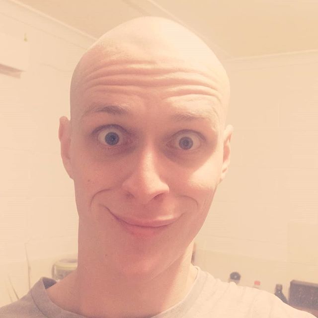 RonJonTony's tweet image. So smoooooth
#freshhead #menzlyf bit.ly/2Pln9fz