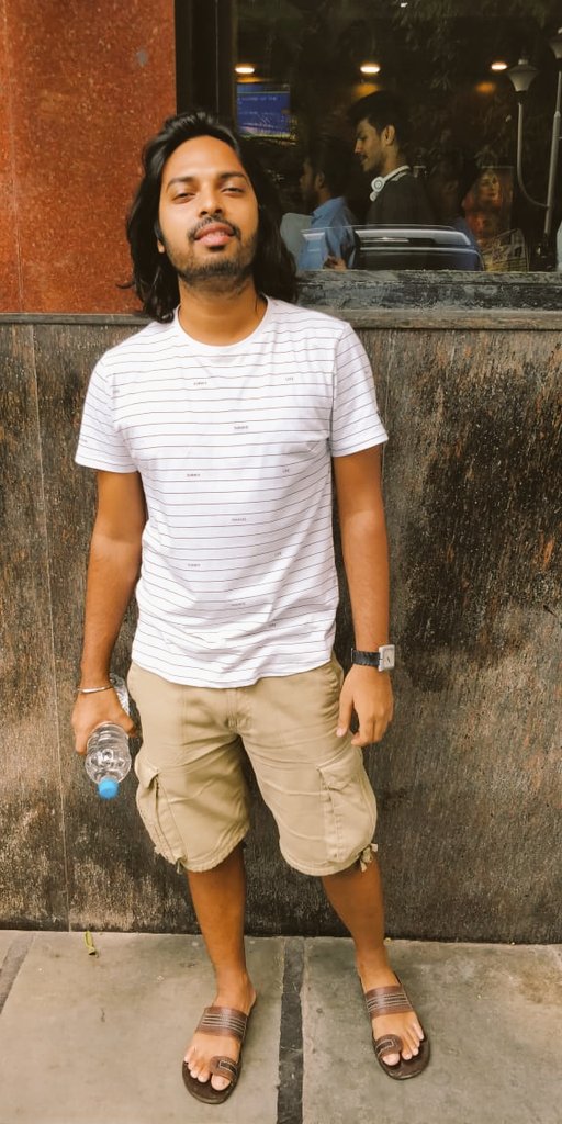 My liberation is radiance in the horizon...

#summer19 #april2019 #longhairmen #attitude #afternoon #sunday #kolkata #instakolkata #instastyle #instapics #style #menstyle #menfashion #summerfashion