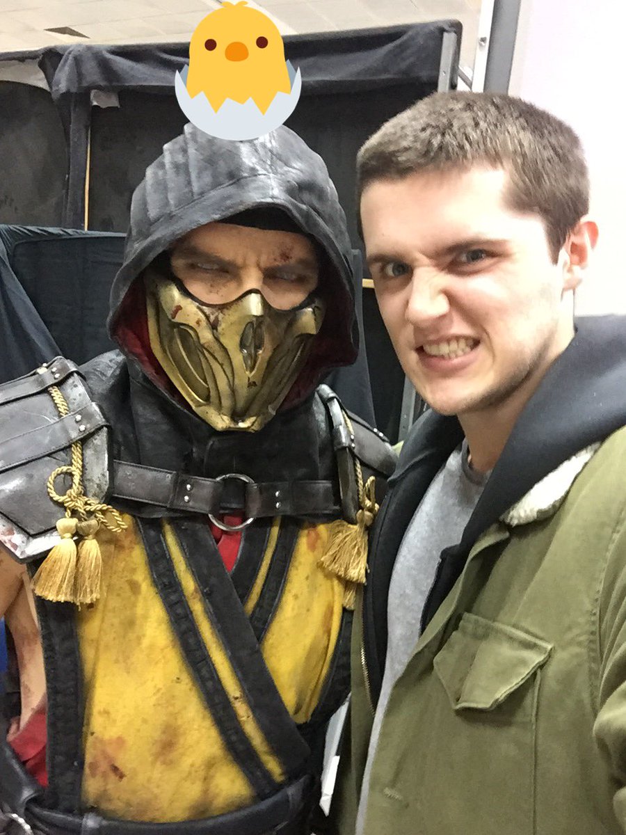 Happy Easter everybody! It’s a mad world but a little love can go miles! ❤️ 🐣 I am celebrating it with the most awesome #MortalKombat cosplayer ever <a href="/CyprusComicCon/">Cyprus Comic Con</a>!!! Lotsa love. #EasterSunday #comiccon