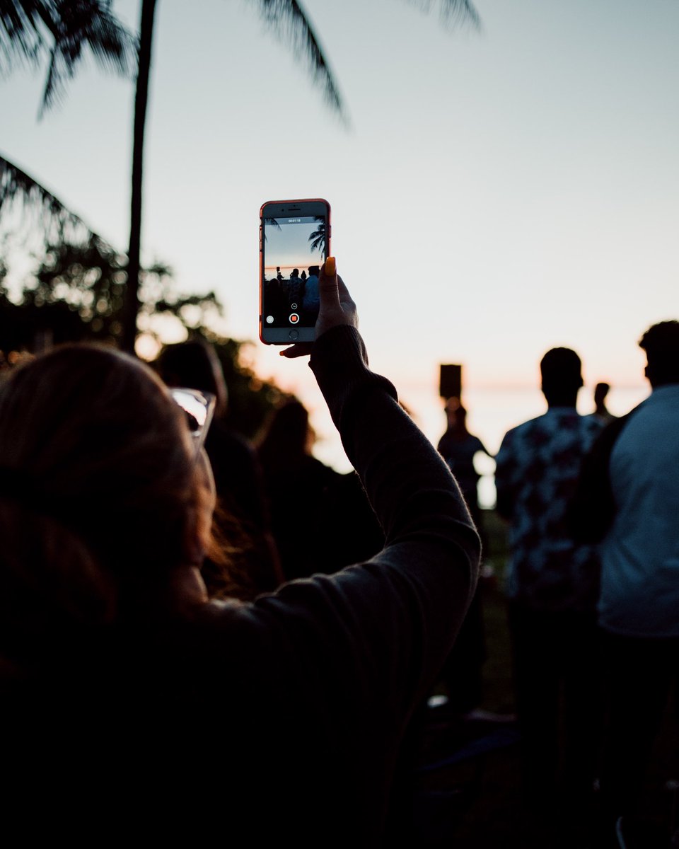 CFMiami's tweet photo. Christ is risen! #SunriseServices were breathtaking, but just the beginning. Be at #EasterWithCF to learn #GodsWill for your life, in light of the resurrection.
Get here early to catch every minute of our special worship elements!
Times and locations: https://t.co/PSvewXEAzC https://t.co/i7mREjYLGC