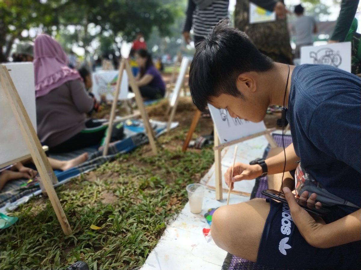 dzikkery's tweet photo. Kayanya, kalau diasah, saya bisa sukses di dunia seni lukis, terlebih lukis ghoib. https://t.co/Kzk1yxFNeA