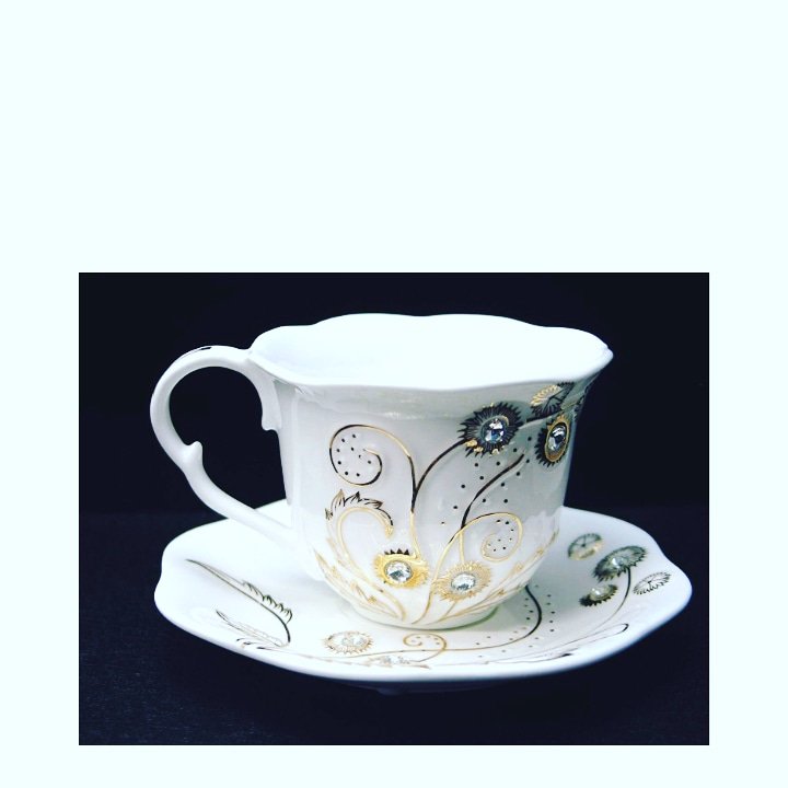 MeerSelling's tweet image. 12 pc coffee teacup set...swarovski design...
#amazon #amazondeals #kitchen #kitchenware #innovagoods #tea #teacup #coffee #teaset #creativity #swarovski #design #goldplatted ....
amazon.com/gp/product/B07…