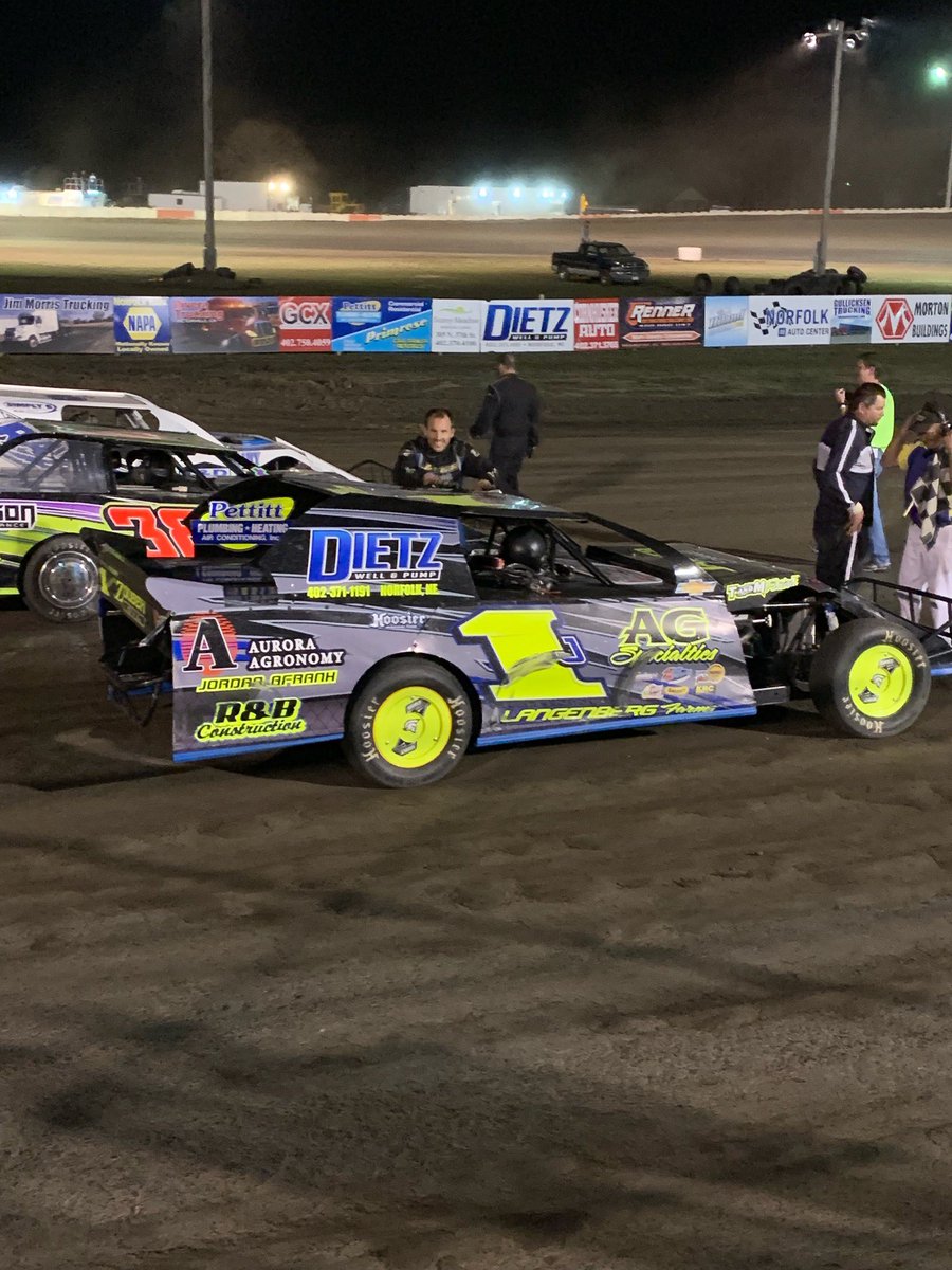 We had a good opening night at offroad speedway picking up the win on the last lap!!   Thanks to all who help and support!!   #gohighmyson #wfo