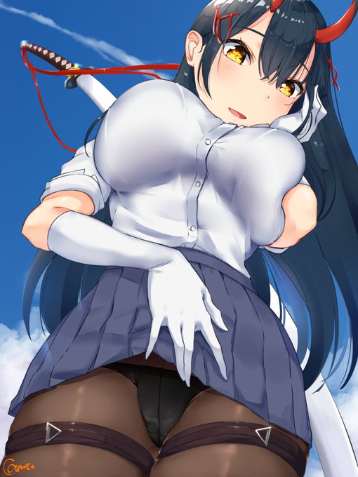 鈴谷。角に、白手袋に、タイツに、パツパツ制服とかもうだめでしょ #アズールレーン #アズレン 