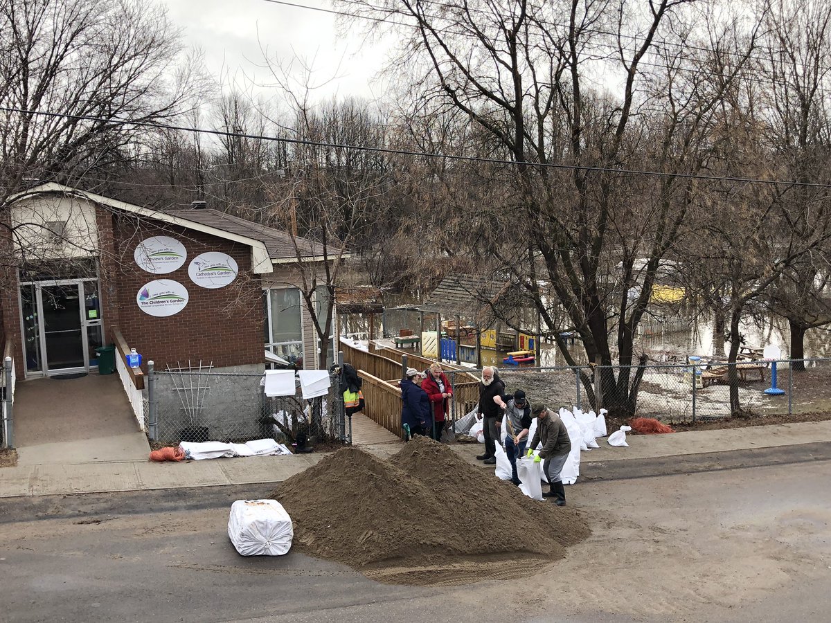 FLOODING UPDATE:  Indian River continued to rise in Pembroke overnight. Water now surrounding some homes &amp; covering roadway on Murray, Doran, D’Arcy and McGee Streets. Volunteers sand bagging today to protect Children’s Garden Nursery School &amp; looking for more help.