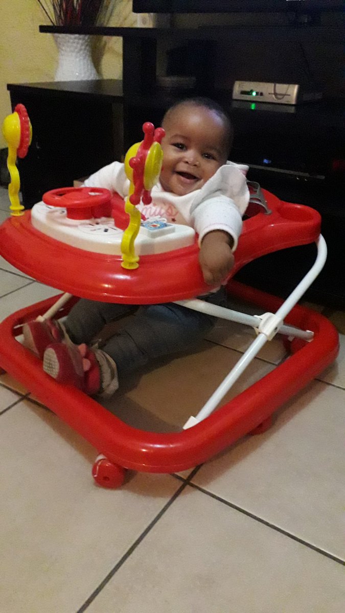 Slavitt2's tweet photo. @Karabo_Mokgoko She doesn't want to walk period🤣🤣🤣 https://t.co/isRp9psInd