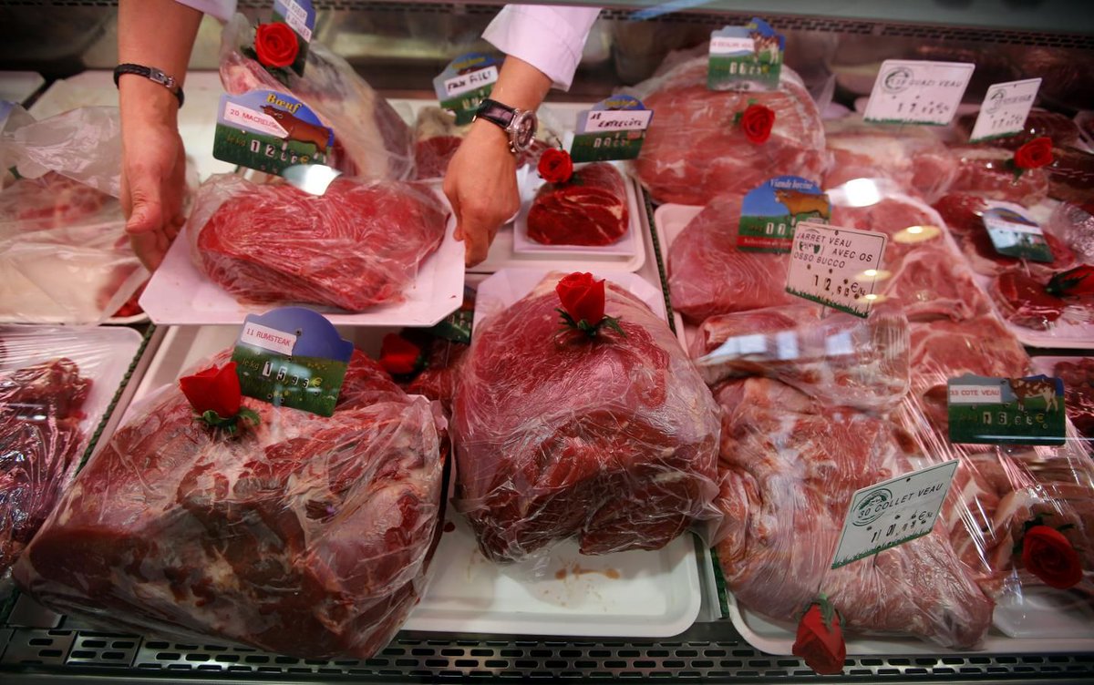 Newsweek hits a new low: http://j.mp/2NVCanM "This has made meat eating a cause celebre among right-wing pundits, who endorse carnivorousness to protest environmental policies." Everything is politics with the LW activists. People couldn't just be trying to aid their health.