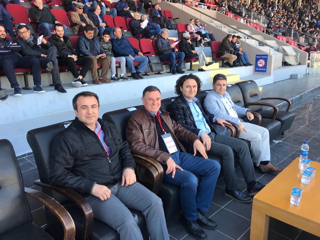 Lütfü Savaş