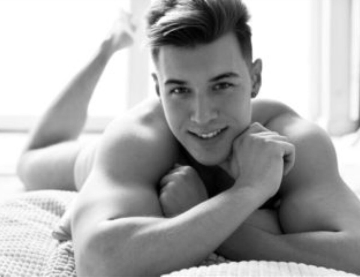 TeaseMeLive2's tweet photo. #RT for him->  https://t.co/cQL0PqEvLa

@EliteCamsAgency @HotMaleStuds @Hotgaymen4 @gavinperry60 @pman43 @cockyboys @gayporncrushes  @DamnHotBod @ColtGrainger @aussietrbl @Countryboiboots @gavinperry60 @dudes4dudes @ColtGrainger https://t.co/uz62nvNrV2