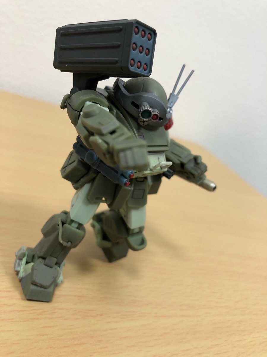 大神ソウマ On Twitter レッドショルダーの赤はもっと暗い 血の色だ それとマークは右肩だ Https T Co Gjvxvoh2uu Twitter