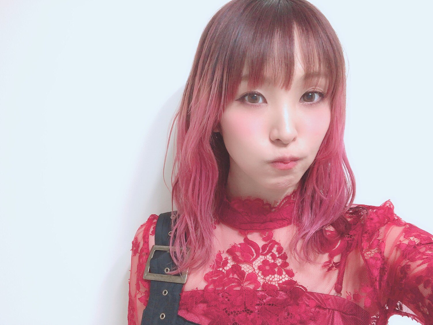 LiSA紅蓮華ポーチとLiSA紅蓮華キャップセット 71GJUXIF6QL._UF350,350_QL50_.jpg