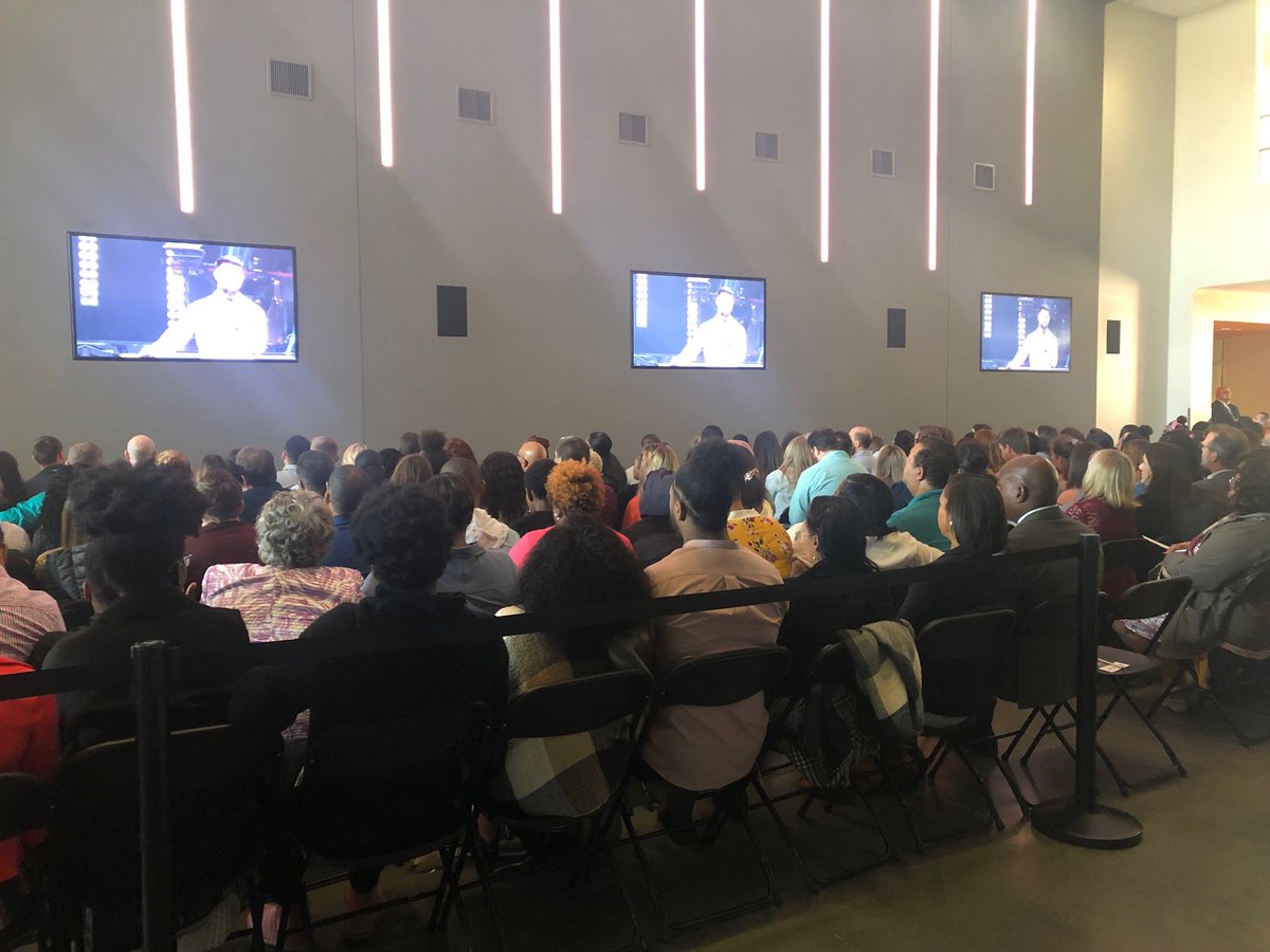 TishCaldwell's tweet photo. Easter โฆ@ElevationChurchโฉ ! I love it! #overflowrocks #elevationchurch #easteratelevation https://t.co/LuOgg5zysM