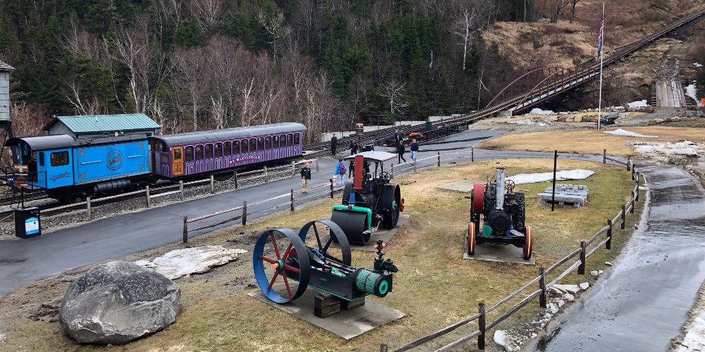 It's almost spring!!!!  #spring #trains #cograilway #newengland #whitemountains