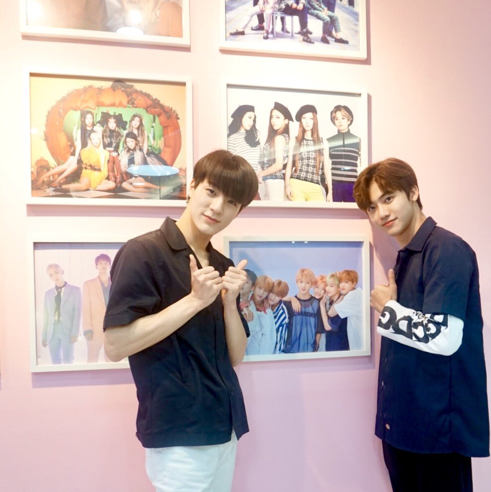 SMTOWN_Idn's tweet photo. Walaupun kedatangan mereka singkat, tapi Jeno dan Jaemin berjanji akan kembali lagi menemui fans di Indonesia!
-
#SMEntertainment #SMEntertainmentIndonesiaRepresentativeOffice #SMTOWN @SMTOWNGLOBAL #NCTDream @NCTsmtown_DREAM #SMTOWN_Indonesia #SMmakesIT #MAKEsIT https://t.co/Pch1qmpEG8