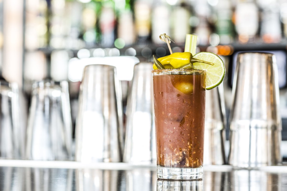 Happy Easter Brunch!! #easterbrunch #brunchcocktails #bloodycaesar #woodfordfb